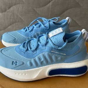 Brand new! Under Armour Kids' Phantom Light Blue Athletic Sneakers Sz 5.5